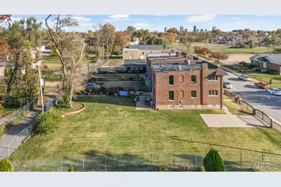 3843 Saint Ferdinand Avenue, Saint Louis, MO 63113 - Photo 24