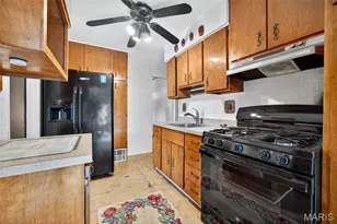 2456 Wieck Dr, Jennings, MO 63136 - Photo 16