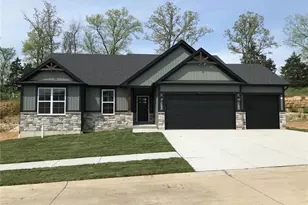 1604 Sugar Creek Dr, Festus, MO 63028 - Photo 4