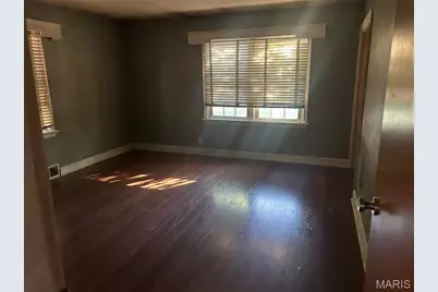 21 Jean Drive, Florissant, MO 63031 - Photo 10