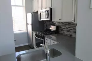 1047 Lafayette Ave, Saint Louis, MO 63104 - Photo 2