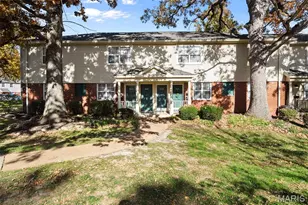 1530 Swallow Dr, Brentwood, MO 63144 - Photo 1