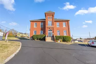 120 Henry Ave, Ballwin, MO 63011 - Photo 1