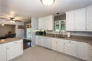 3644 Crestview Dr, Hillsboro, MO 63050 - Photo 14