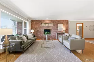 5904 Crane Cir, Saint Louis, MO 63109 - Photo 12