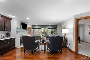 14300 Conway Meadows Ct, Chesterfield, MO 63017 - Photo 10