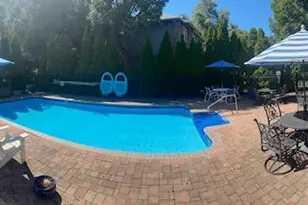 5319 Chapelford Ln, Shrewsbury, MO 63119 - Photo 6