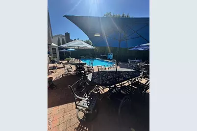 5319 Chapelford Lane, Shrewsbury, MO 63119 - Photo 8