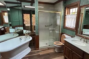 5319 Chapelford Ln, Shrewsbury, MO 63119 - Photo 20