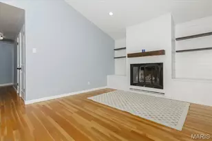 3720 Comstock Dr, Saint Louis, MO 63125 - Photo 4