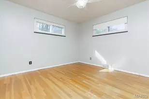 3720 Comstock Dr, Saint Louis, MO 63125 - Photo 16