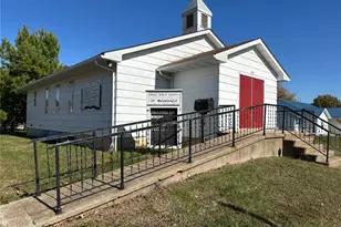 111 W Monroe Ave, Robertsville, MO 65066 - Photo 2