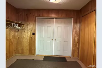 111 W Monroe Avenue, Robertsville, MO 65066 - Photo 12