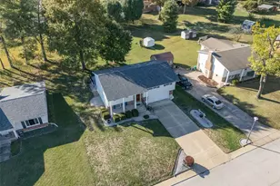 449 Oak St, Saint Genevieve, MO 63670 - Photo 12