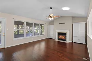 904 Palmer Ct, Lake Saint Louis, MO 63367 - Photo 12