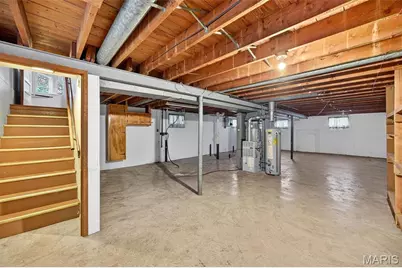 6902 Howdershell Road, Hazelwood, MO 63042 - Photo 30