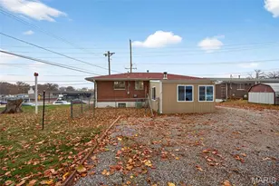 6902 Howdershell Rd, Hazelwood, MO 63042 - Photo 36