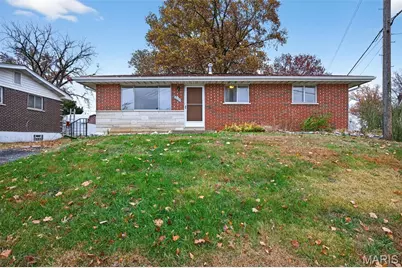 6902 Howdershell Road, Hazelwood, MO 63042 - Photo 2