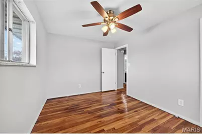 6902 Howdershell Road, Hazelwood, MO 63042 - Photo 16