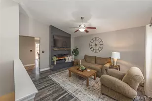 212 Gentle Pine Ln, Winfield, MO 63389 - Photo 4