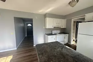 615 W Locust St, Paris, MO 65275 - Photo 6