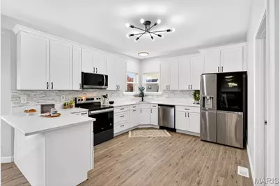 807 Victorygate Court, Lake Saint Louis, MO 63367 - Photo 18