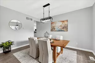 807 Victorygate Ct, Lake Saint Louis, MO 63367 - Photo 8