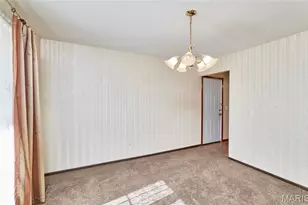 41 Country Creek Dr, Saint Peters, MO 63376 - Photo 8