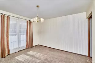 41 Country Creek Dr, Saint Peters, MO 63376 - Photo 10