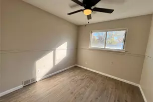 12 Trinity Ln, Florissant, MO 63031 - Photo 12