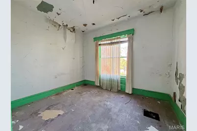 4762 Labadie Avenue, Saint Louis, MO 63115 - Photo 8