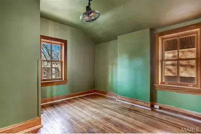 2625 Arkansas Avenue, Saint Louis, MO 63118 - Photo 32
