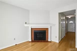 2425 Hidden Meadow Ln, Ballwin, MO 63021 - Photo 12