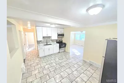 1372 Heydt Avenue, Saint Louis, MO 63135 - Photo 4