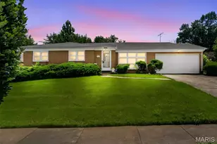 7958 Glenside Pl, University City, MO 63130 - Photo 2