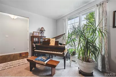 1056 Sandfort Farm Drive, Saint Charles, MO 63301 - Photo 8