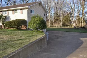 404 Helber Dr, Farmington, MO 63640 - Photo 4