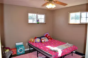 404 Helber Dr, Farmington, MO 63640 - Photo 12