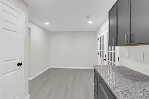 308 Della Dr, Saint Peters, MO 63376 - Photo 10