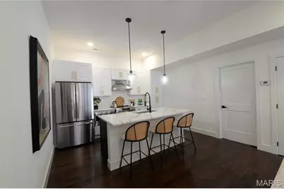 3186 Oak Hill Avenue, Saint Louis, MO 63116 - Photo 6