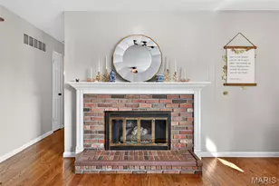 9756 Wickstrom Terrace, Saint Louis, MO 63123 - Photo 14