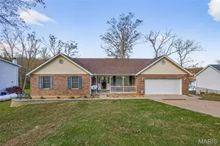 12194 Cedar Cir Dr, Saint Genevieve, MO 63670 - Photo 2
