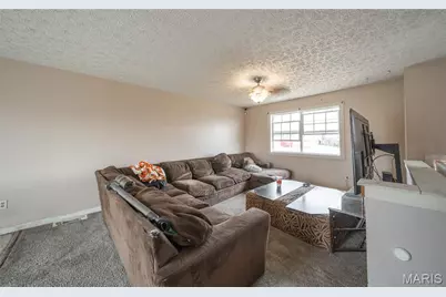 24235 Thames Lane, St Robert, MO 65584 - Photo 2