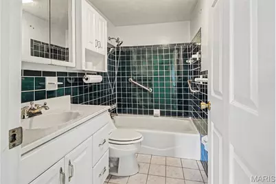 8239 Cadillac Lane, Saint Louis, MO 63134 - Photo 18