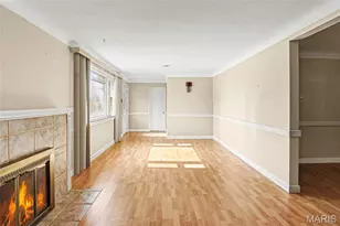 8239 Cadillac Ln, Saint Louis, MO 63134 - Photo 2