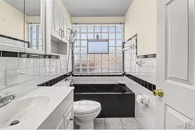 8239 Cadillac Lane, Saint Louis, MO 63134 - Photo 22