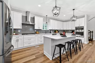 8711 Rosalie Ave, Brentwood, MO 63144 - Photo 2