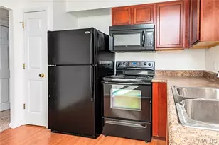 1951 Greenpoint Dr, Saint Louis, MO 63122 - Photo 24