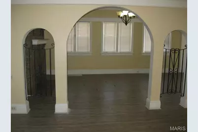 6304 Cabanne Avenue, University City, MO 63130 - Photo 10