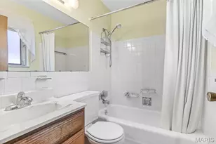 4701 Sunnyview Dr, Unincorporated, MO 63128 - Photo 12